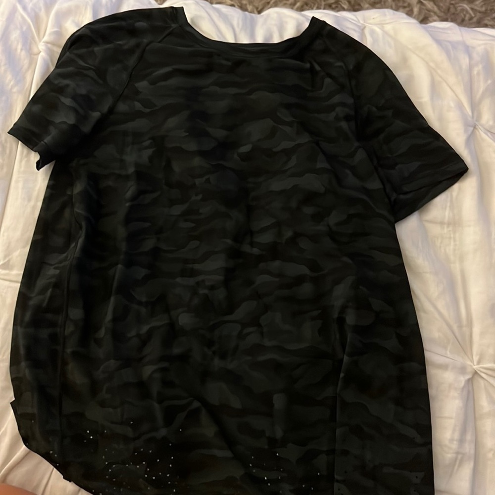 lulu camo t shirt
